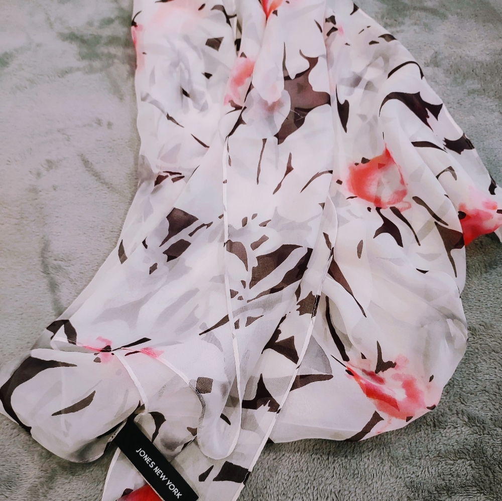 Sheer scarf